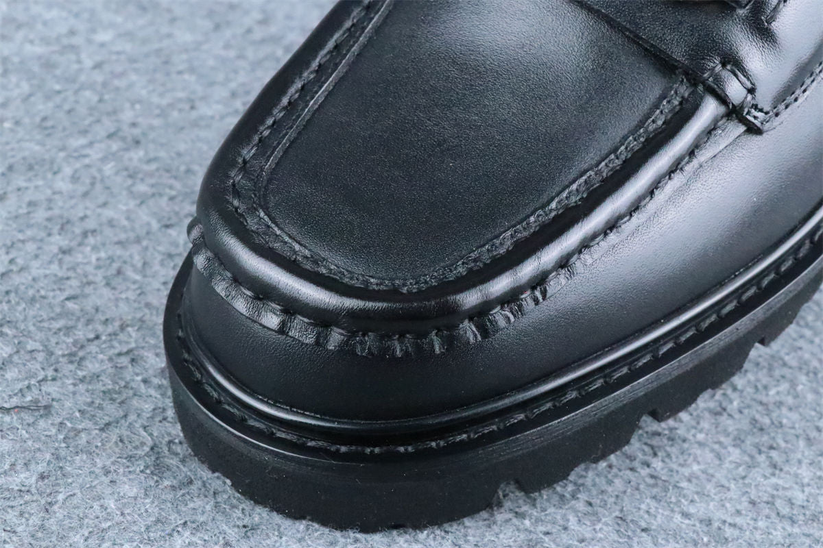 Salvatore Ferragamo Gancini Lug Sole Loafer 'Black'