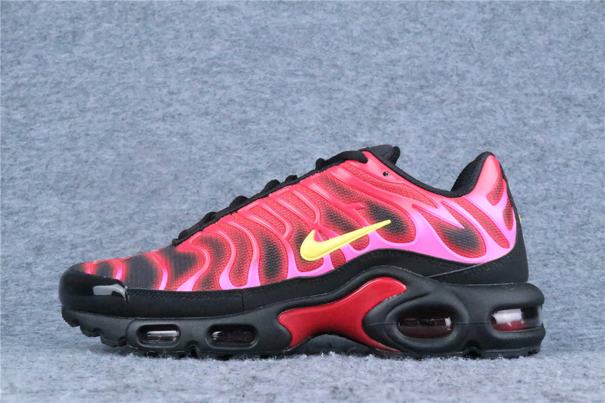 Supreme x Nike Air Max Plus TN 'University Red'