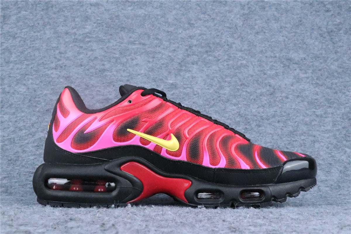 Supreme x Nike Air Max Plus TN 'University Red'