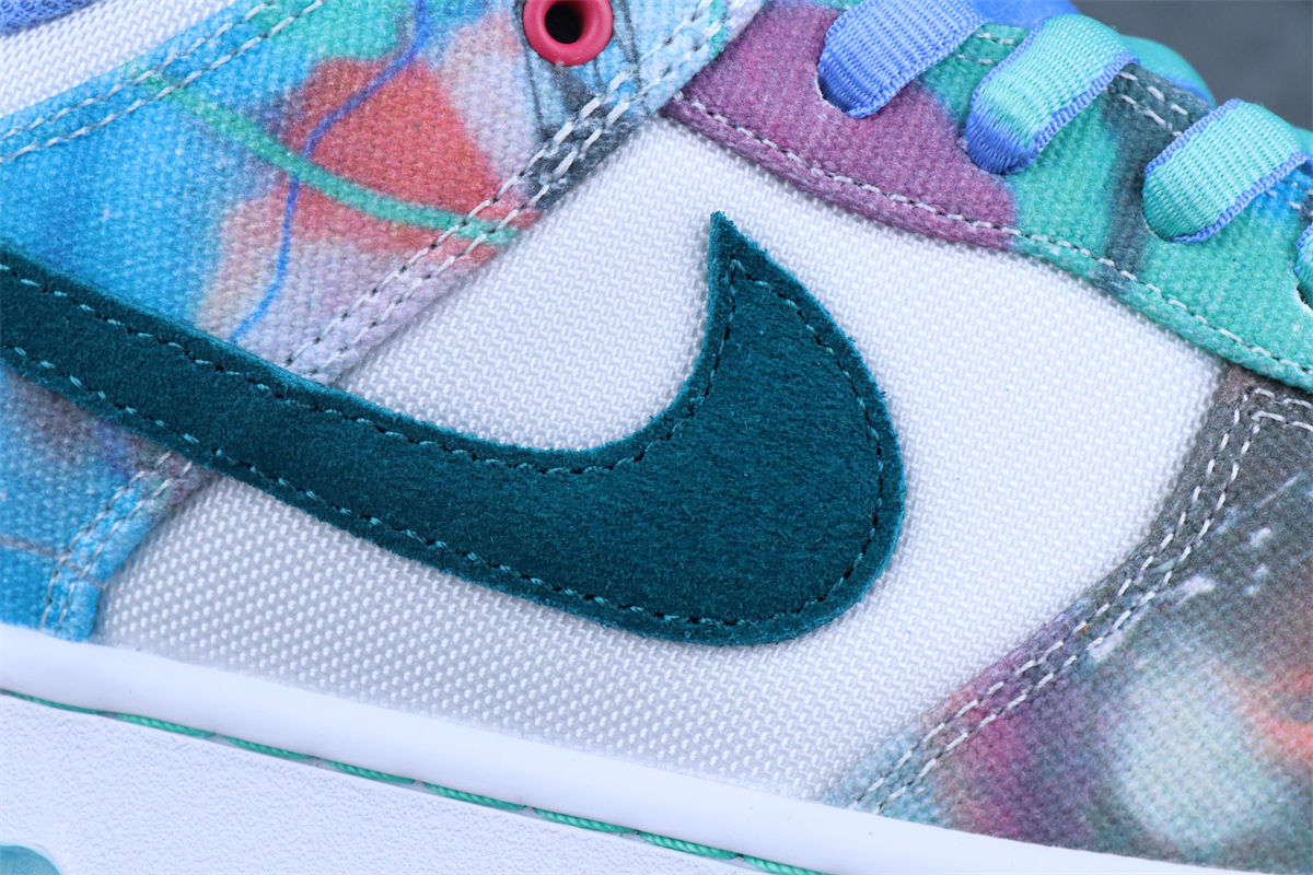 Futura Laboratories x Nike Dunk Low SB 'Bleached Aqua'