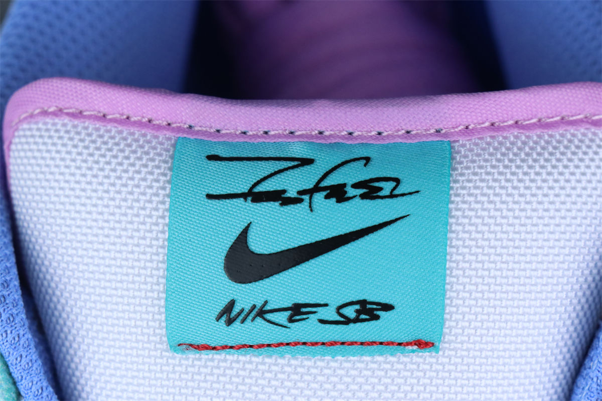 Futura Laboratories x Nike Dunk Low SB 'Bleached Aqua'