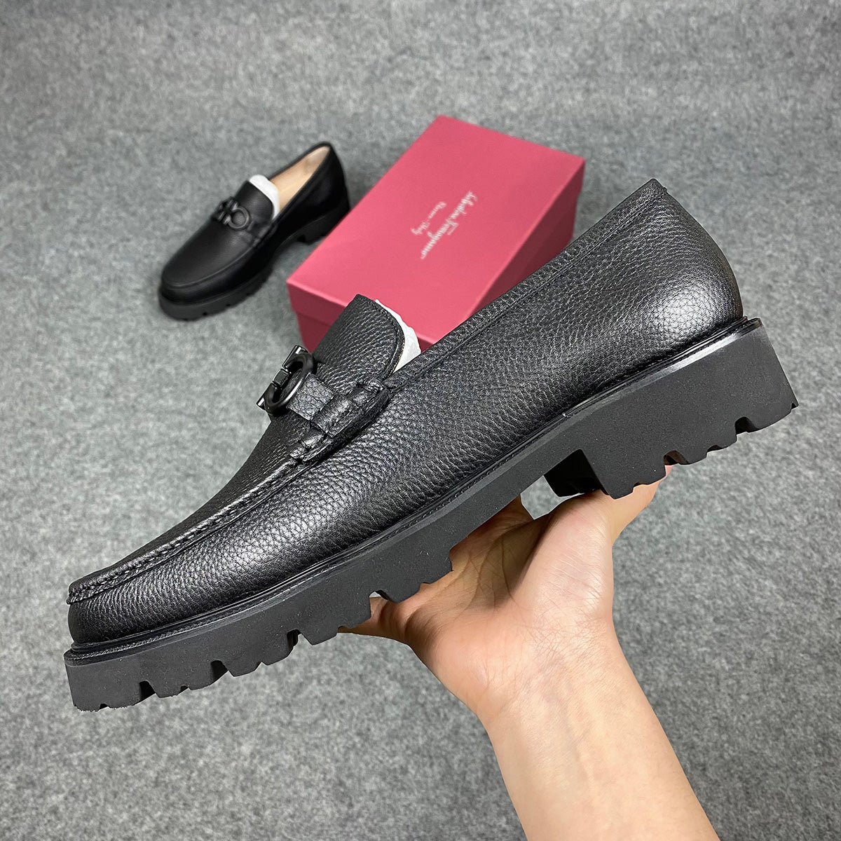 Salvatore Ferragamo Gancini Lug Sole Loafers 'Black'