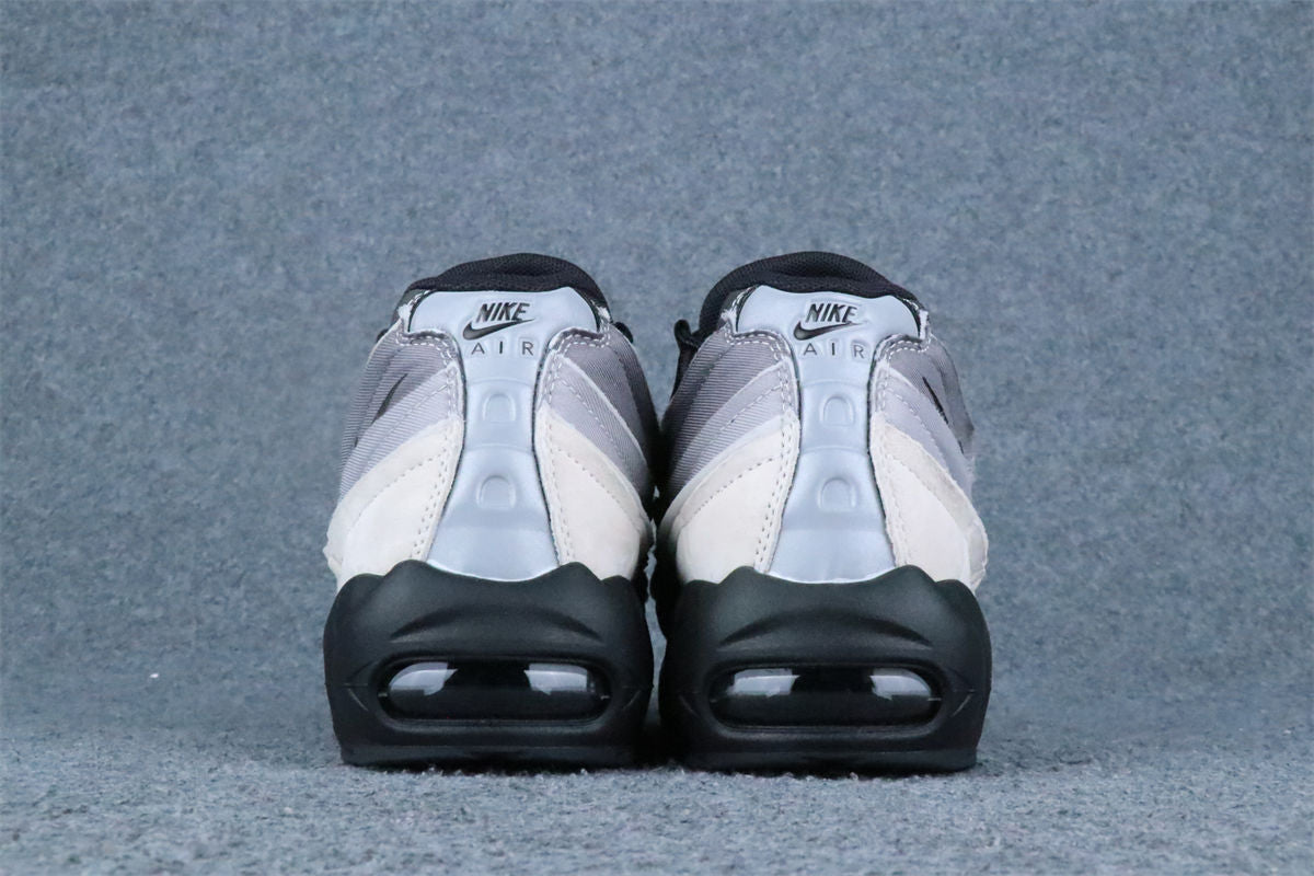 Comme des Garçons x Air Max 95 'Grey'