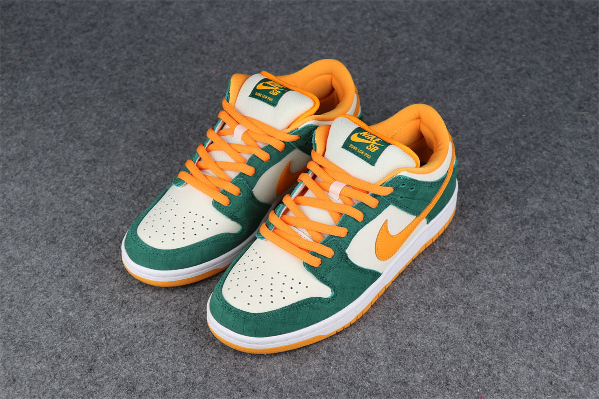 Dunk Low Pro SB 'Legion Pine'